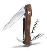 Нож перочинный VICTORINOX Wine Master, 130 мм, 6 функций, с фиксатором, рукоять из орехового дерева Нож перочинный VICTORINOX Wine Master, 130 мм, 6 функций, с фиксатором, рукоять из орехового дерева