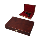 Макет. Пистолет Luger Parabellum P08 ("Люгер P08 Парабеллум") в подарочном футляре (Германия, 1898 г.), арт.1143-BOX Макет. Пистолет Luger Parabellum P08 ("Люгер P08 Парабеллум") в подарочном футляре (Германия, 1898 г.), арт.1143-BOX