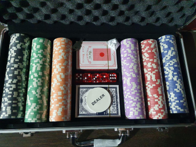 Набор для покера Royal Flush Star на 300 фишек, rfs300