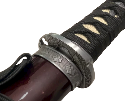Катана, длинный японский меч, бордовые ножны